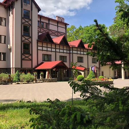 Sherwood Hotel Dolgomostiska Exterior foto