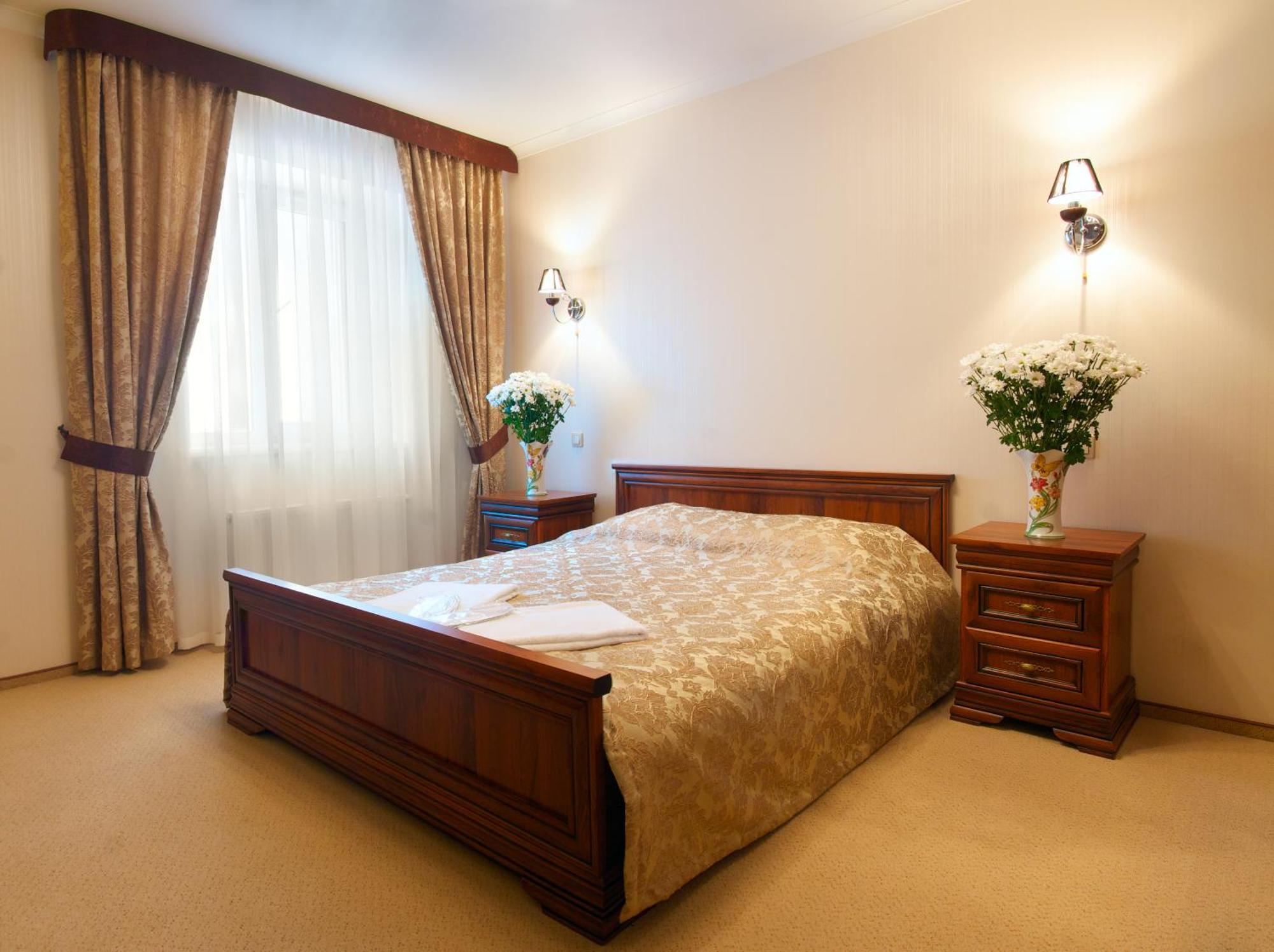 Sherwood Hotel Dolgomostiska Quarto foto